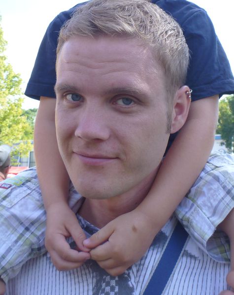 Datei:CHFFoto.jpg